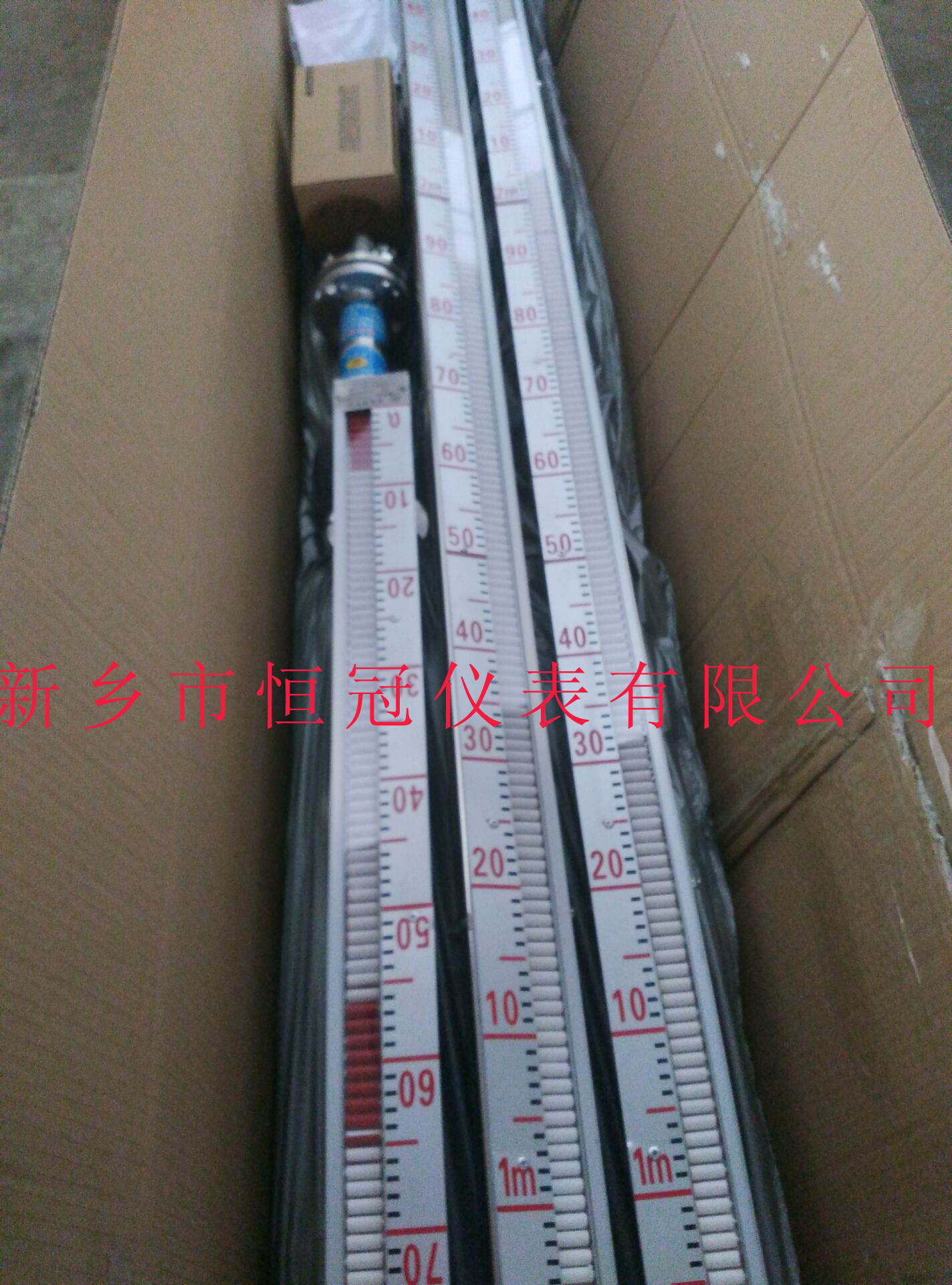 大連訂制的磁性翻板式液位計已發(fā)貨，李經(jīng)理您保持手機暢通，以方便接收